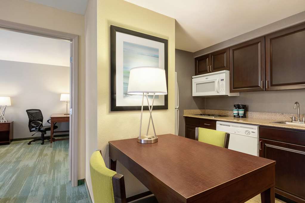 Homewood Suites By Hilton Macon-North Номер фото
